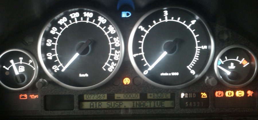 RR landrover instrument cluster